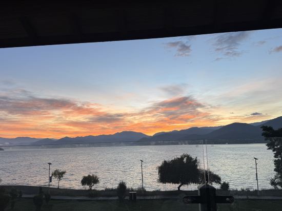 瀘沽湖晏坐湖景清奢民宿（大落水村店）優惠