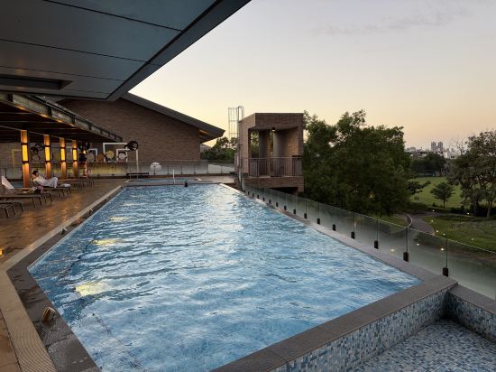 名人堂花園大飯店優惠