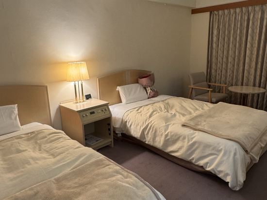 ブリーズベイレイクリゾート河口湖 クーポン