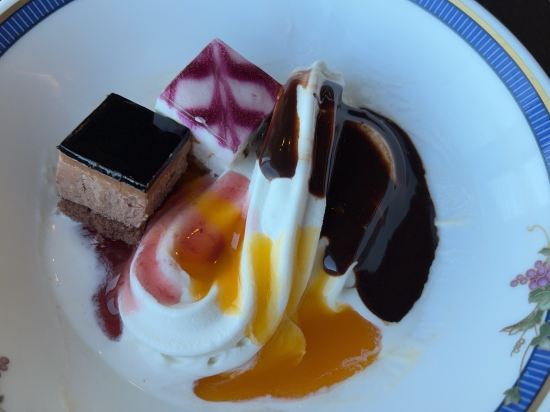 ザ・セレクトンプレミア 神戸三田ホテル クーポン