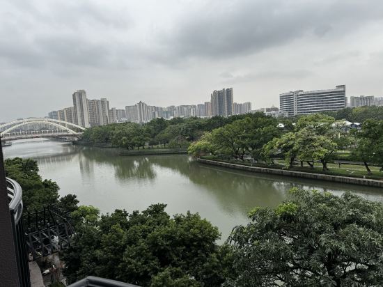 中山江畔商務酒店優惠
