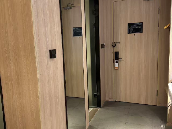 上海虹橋國展北新涇地鐵站亞朵飯店優惠