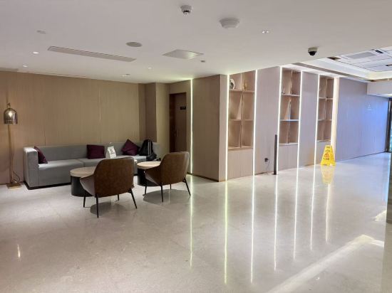 麗楓酒店（珠海拱北口岸廣場輕軌總站店）優惠