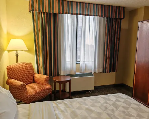 Holiday Inn ARLINGTON AT BALLSTON by IHG Kamar Photos