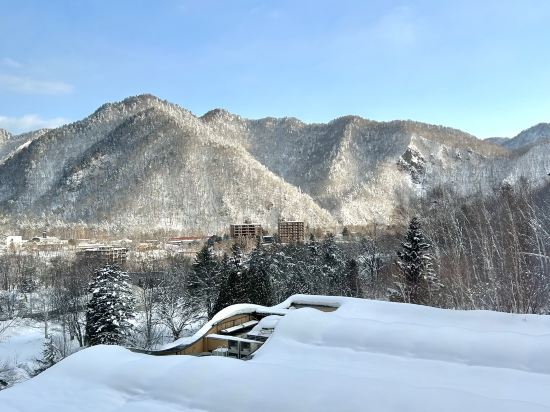 定山渓 鶴雅リゾートスパ 森の謌 クーポン