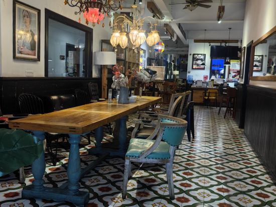 POSHPACKER拖板鞋青年旅舍旅行酒店（成都太古裏春熙路地鐵站店）優惠