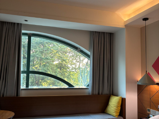 柏曼飯店（廣州東站梅花園地鐵站店）優惠