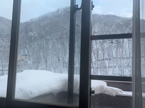 定山渓万世閣 ホテルミリオーネ クーポン