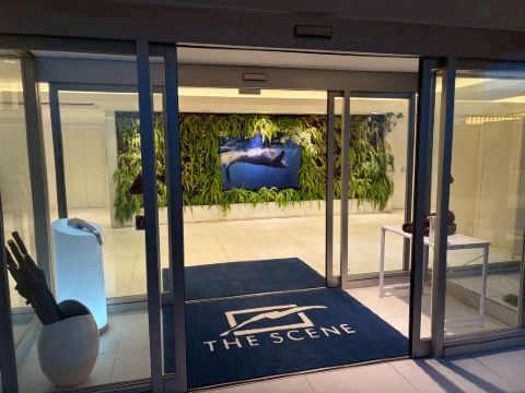 ザ　シーン クーポン