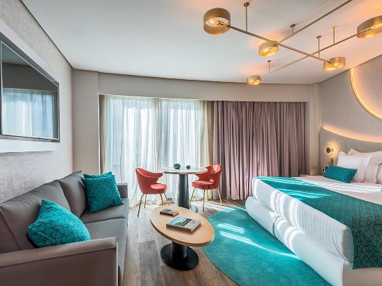 巴塞羅塞維利亞雷納西門圖酒店優惠