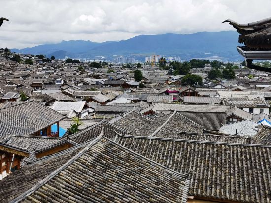 麗江古城半山無喧境觀景輕奢庭院優惠