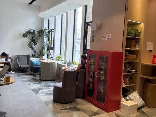 Meego米果青文飯店（上海南京西路梅龍鎮廣場店）優惠