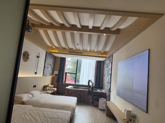 品美居溫泉影院飯店（都江堰景區南橋店）優惠