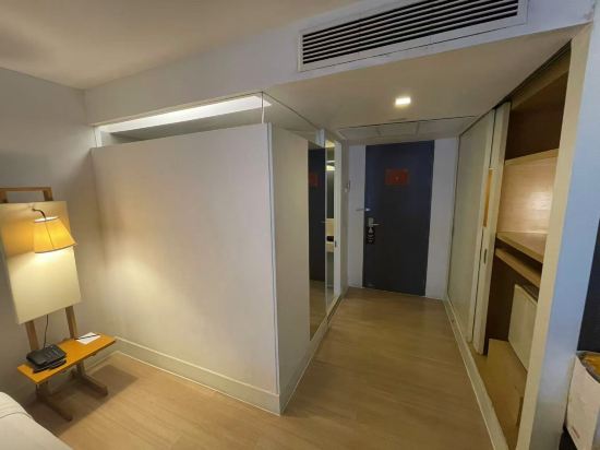 西隆翠妮提酒店優惠