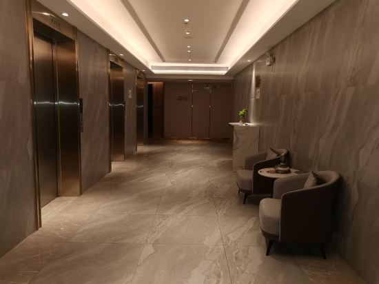 麗呈朗譽飯店（深圳龍崗中心大運新城店）優惠