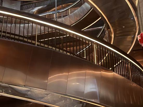 南寧中心永恆皇冠假日飯店優惠