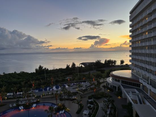 ロイヤルホテル 沖縄残波岬 クーポン