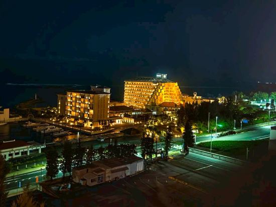 AQUASENSE飯店和度假村優惠