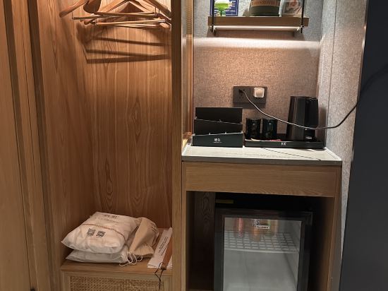 秋果酒店（深圳會展中心崗廈地鐵站店）優惠