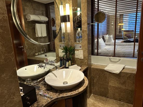 重慶解放碑皇冠假日酒店優惠