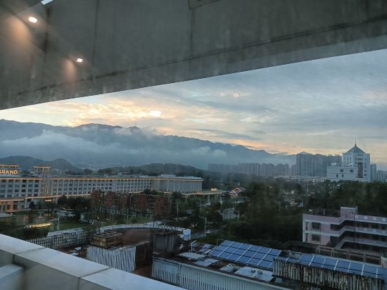 富米國際公寓（肇慶七星巖景區店）優惠