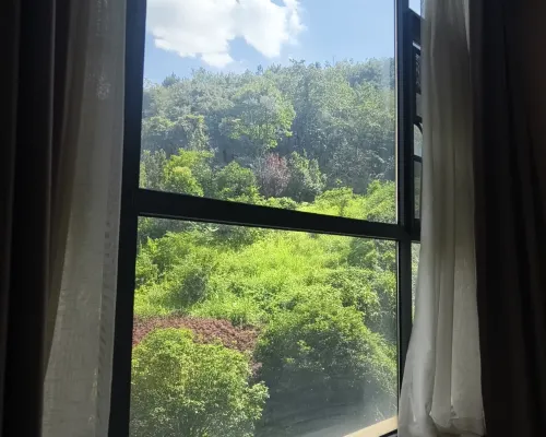 Guiyang Yikela Elyra Garden Scenic Hotel (Guanshanhu Guiyang North Railway Station) Номера Photos