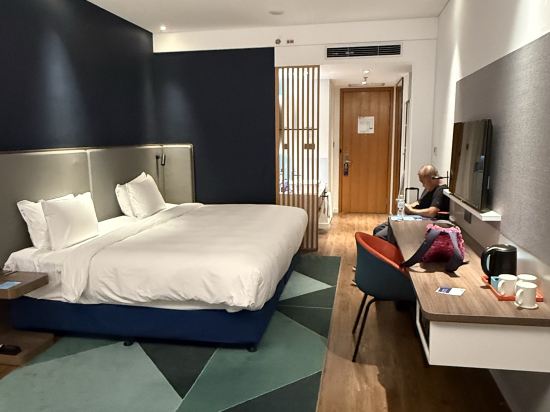 青島天一仁和智選假日酒店優惠