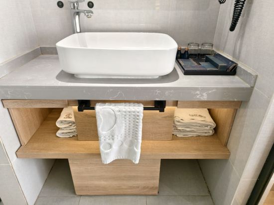 拾然酒店（麗江古城南門木府店）優惠