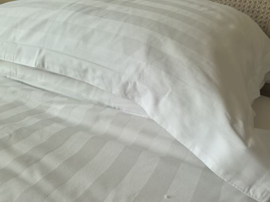 億鉑飯店（珠海拱北口岸富華里店）優惠