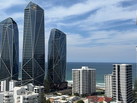 沖浪者天堂皇冠假日飯店優惠