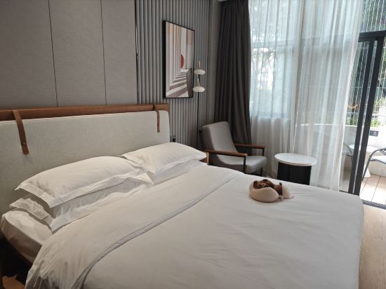 青語花園酒店（深圳寶安海雅繽紛城店）優惠