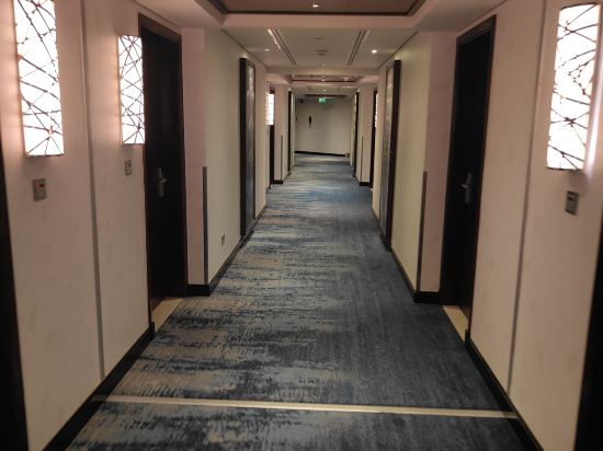 杜拜迪爾拉皇冠假日酒店優惠