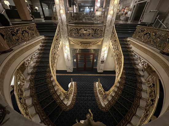 巴塞隆拿埃爾阿維尼達宮酒店優惠