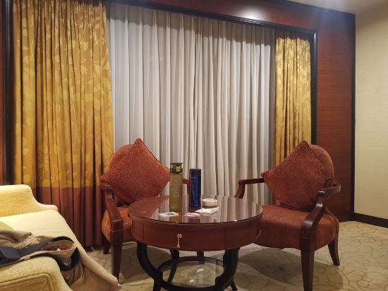 中山大信假日酒店優惠