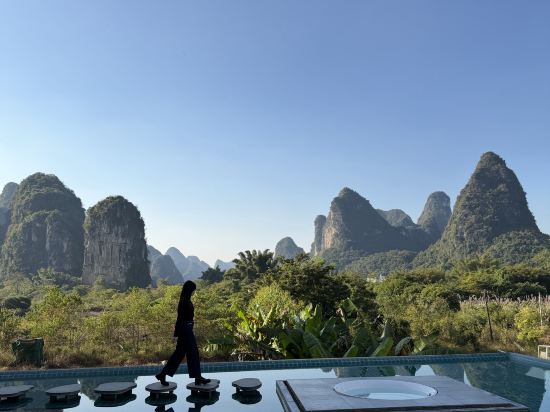 陽朔在水一方酒店優惠