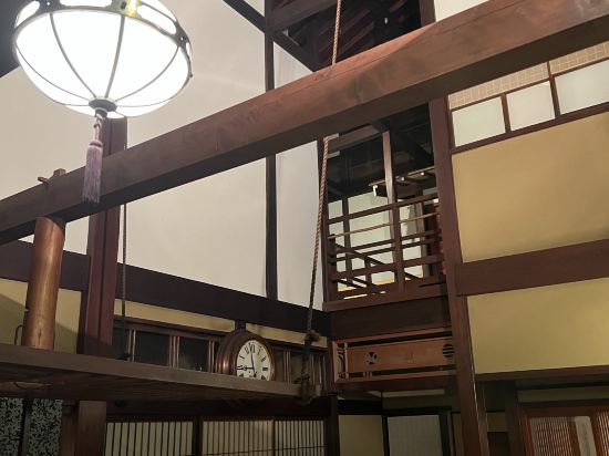 八ツ三館 クーポン