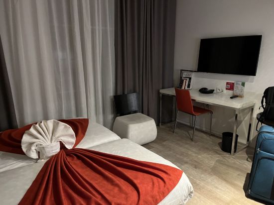 塞里斯 - 歐洲之谷阿德吉奧公寓飯店優惠