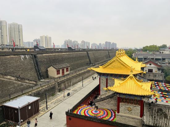 陝西奧羅國際大飯店（鐘鼓樓回民街店）優惠