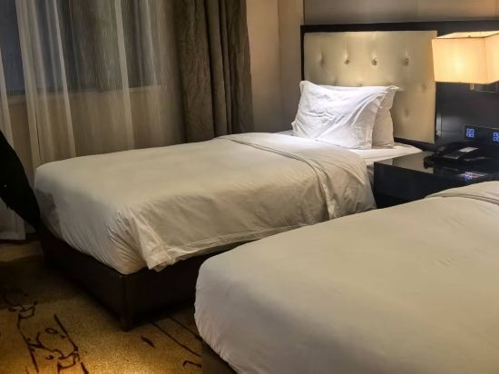 和頤至格酒店（西寧海湖新區萬達廣場店）優惠