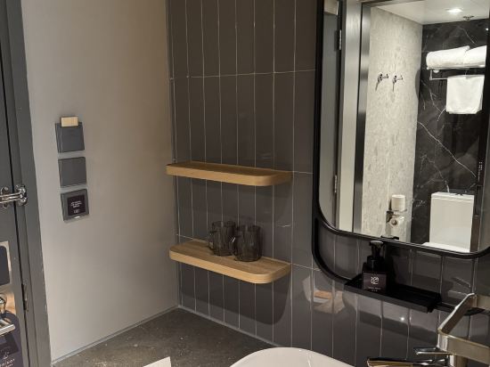 香港中環荷李活道彩鴻酒店優惠