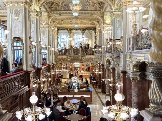 布達佩斯紐約宮殿安納塔拉飯店 - 立鼎世飯店集團優惠