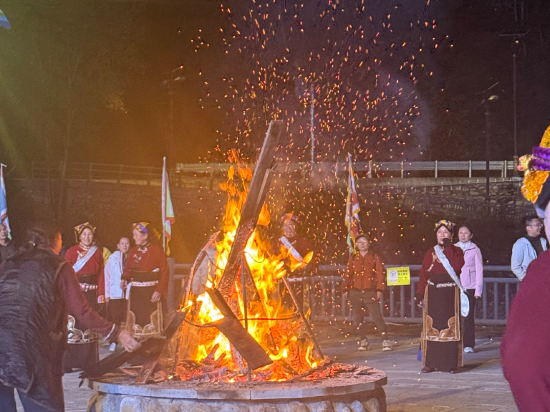 黑水山間畫裏客棧優惠