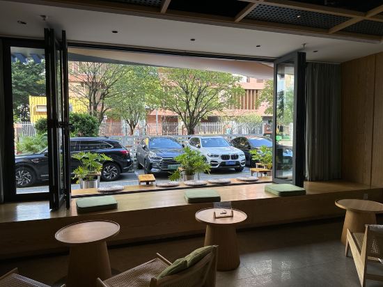 深圳福田口岸保稅區秋果飯店優惠