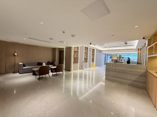 麗楓酒店（珠海拱北口岸廣場輕軌總站店）優惠