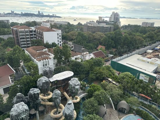 芭提雅格蘭德中心太空飯店優惠