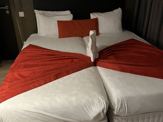 塞里斯 - 歐洲之谷阿德吉奧公寓飯店優惠