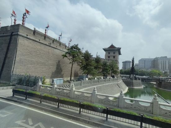 西安臉譜青年旅舍（鐘樓地鐵站店）優惠