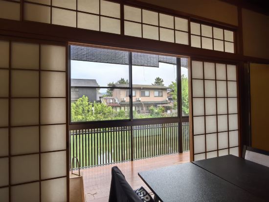 京都　嵐山温泉　渡月亭 クーポン