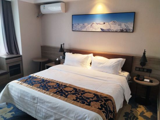 傲雪四季酒店（哈爾濱松北融創茂店）優惠