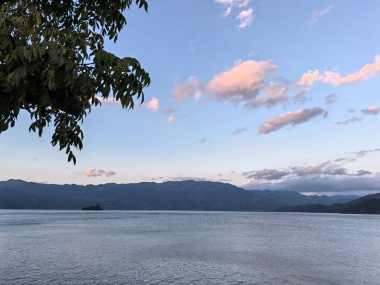 瀘沽湖墨梵精品度假酒店優惠